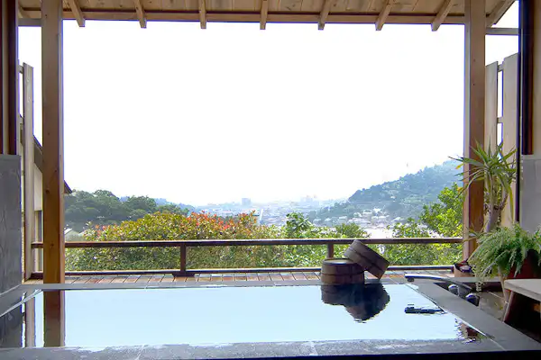 น้ำพุร้อน