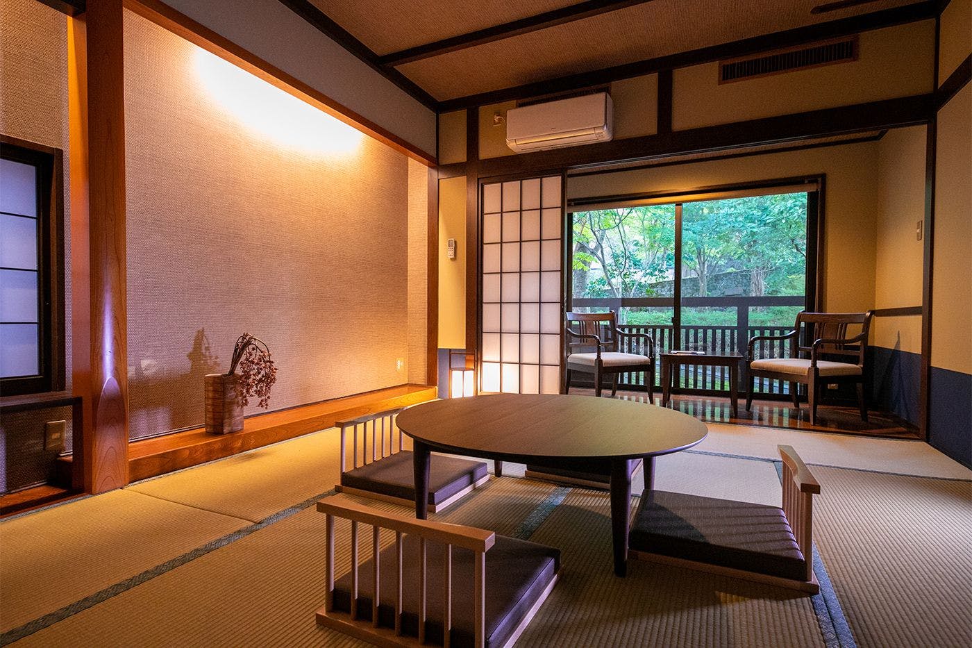 柚富の郷　彩岳館