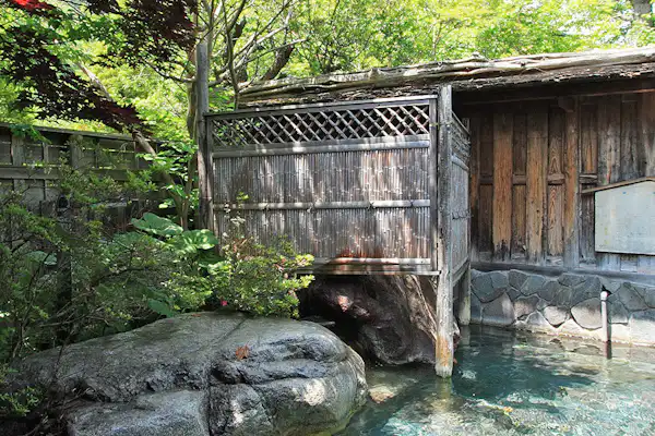 น้ำพุร้อน