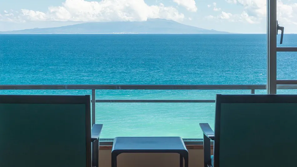 Atagawa Inn with a View of Izu Oshima