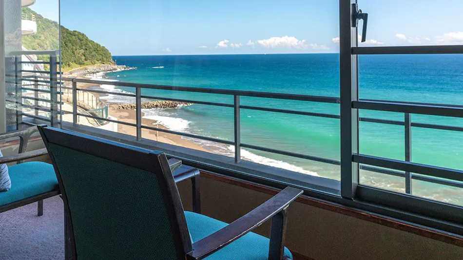 Atagawa Inn with a View of Izu Oshima