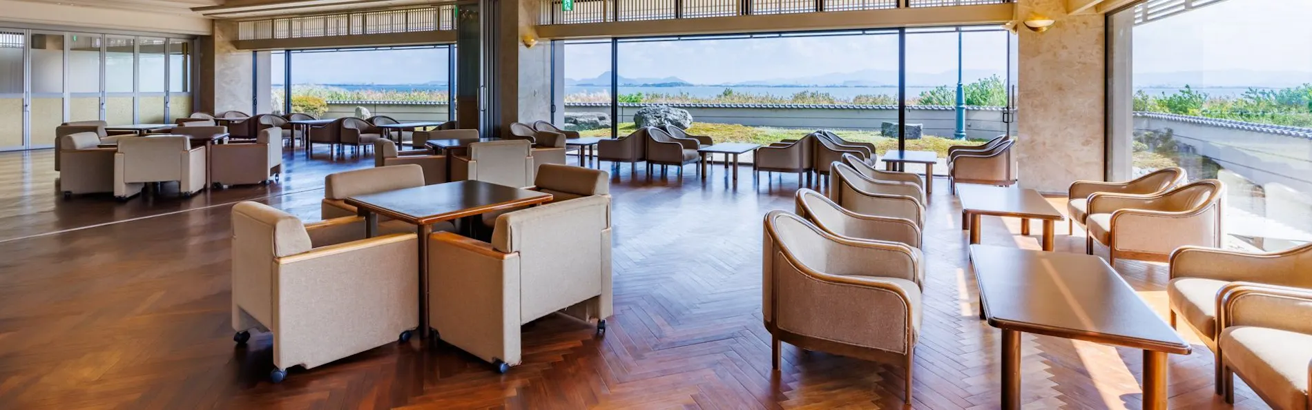 琵琶湖グランドホテル・京近江