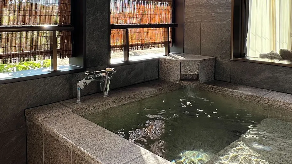 Ise-Shima Onsen Kakenagashi no Yado Neboya Shima Bettei