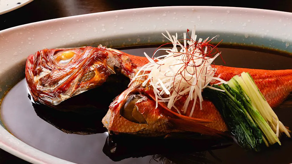 Inatori Tokai Hotel Yuen: A Scenic Hot Spring and Seafood Feast Inn