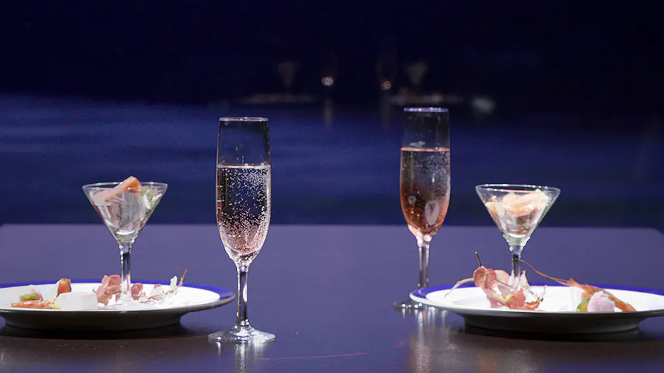 Inatori Tokai Hotel Yuen: A Scenic Hot Spring and Seafood Feast Inn