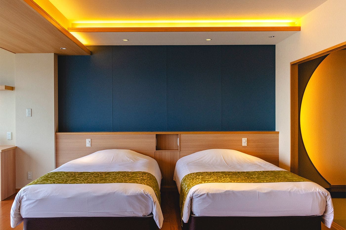 Inatori Tokai Hotel Yuen: A Scenic Hot Spring and Seafood Feast Inn