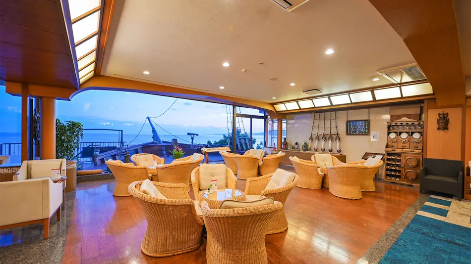 Inatori Tokai Hotel Yuen: A Scenic Hot Spring and Seafood Feast Inn
