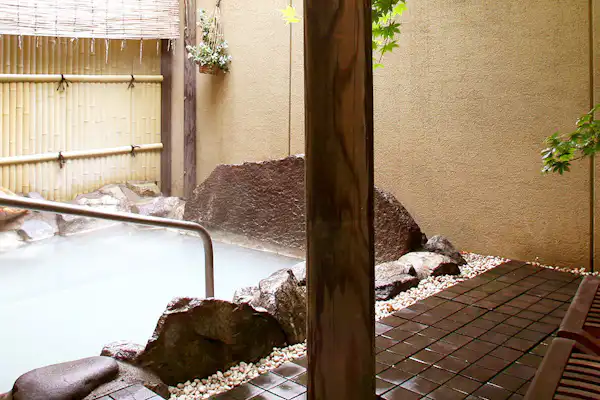 น้ำพุร้อน