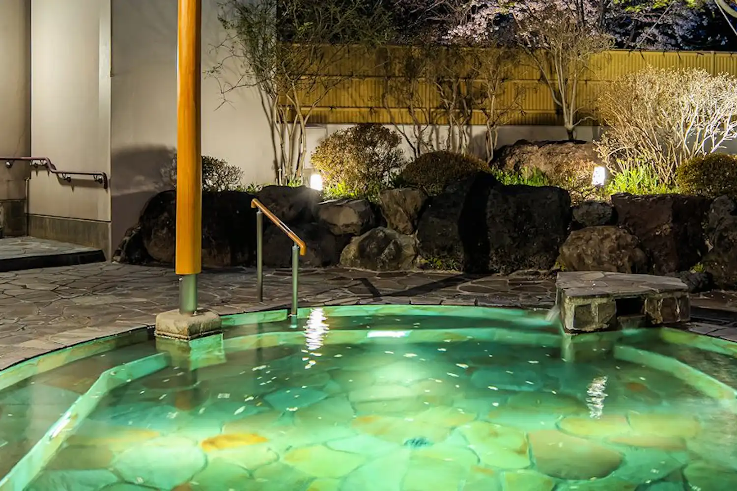 น้ำพุร้อน