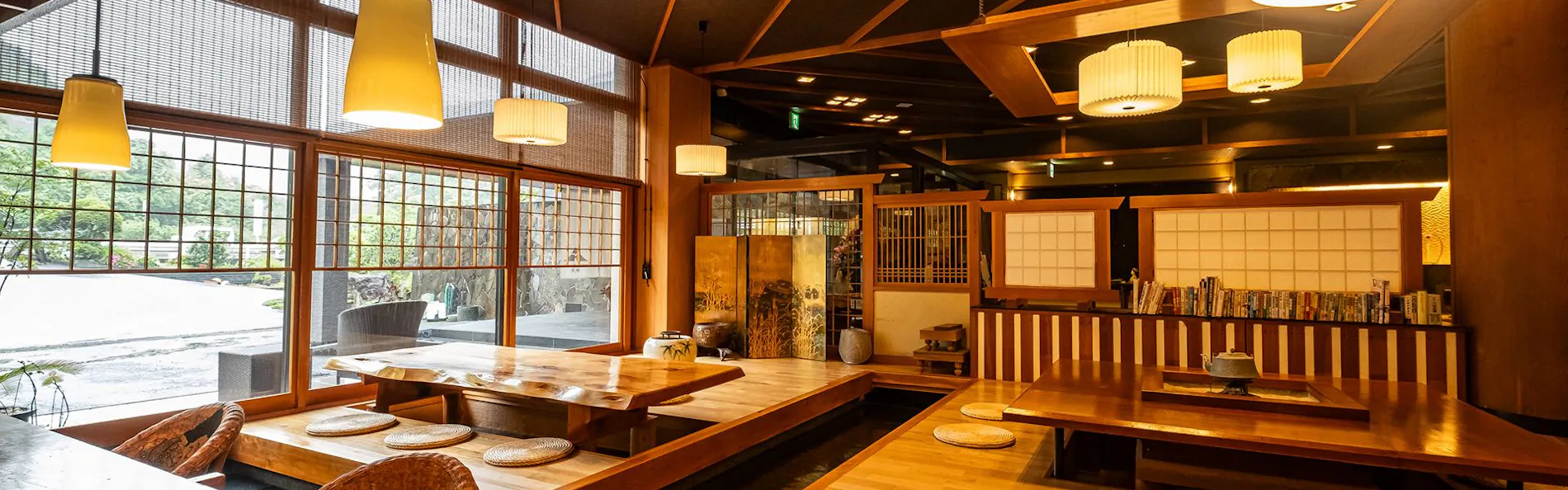 せせらぎの宿 紅竹(くれたけ)