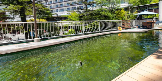 蓼科グランドホテル滝の湯