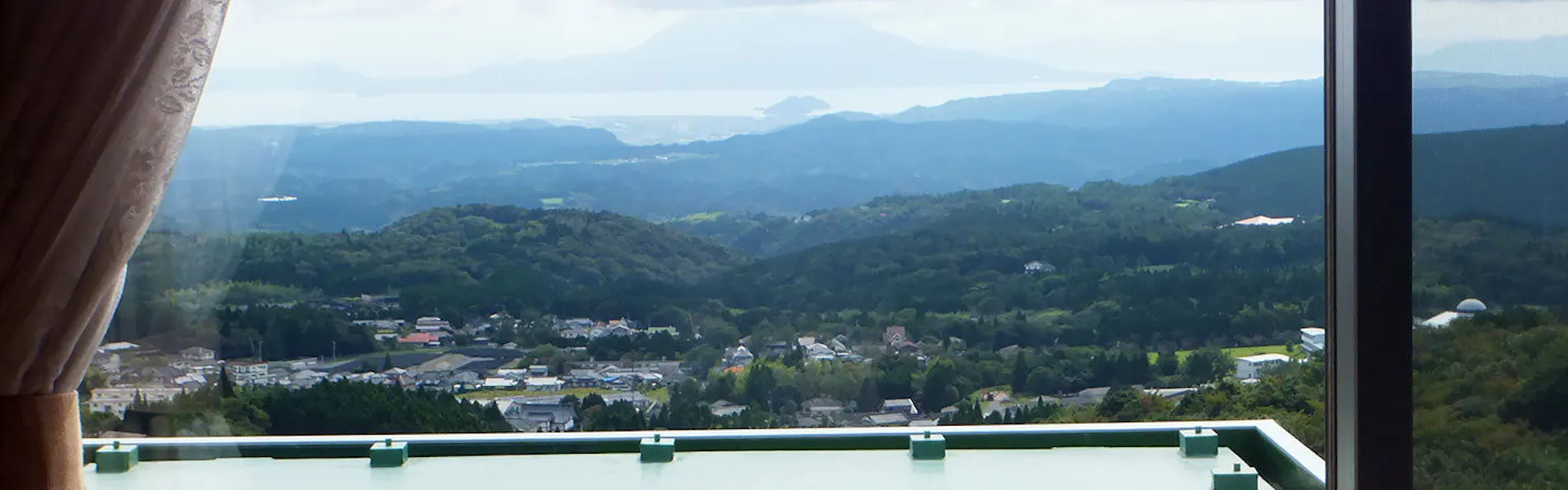 旅行人山荘