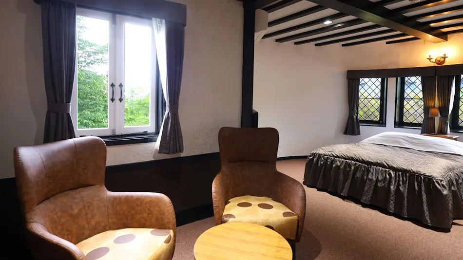 Petit Hotel & Restaurant Old Age