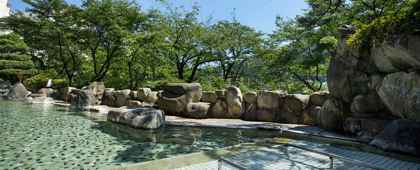 Suối nước nóng và bồn tắm