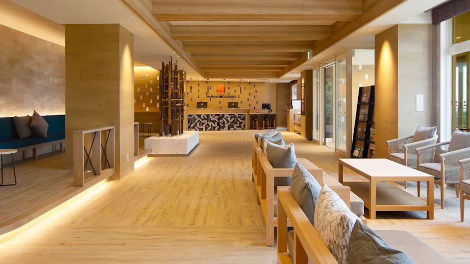 Hot cross point santa monica