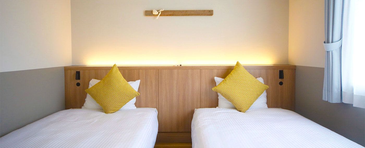 Hot cross point santa monica