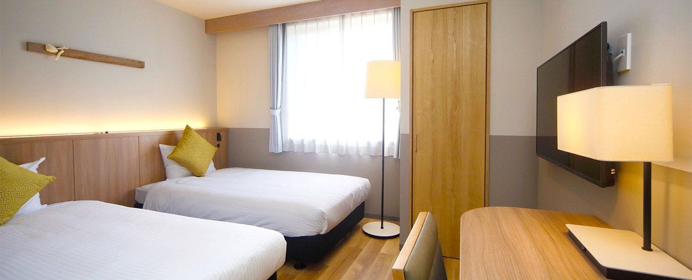 Hot cross point santa monica