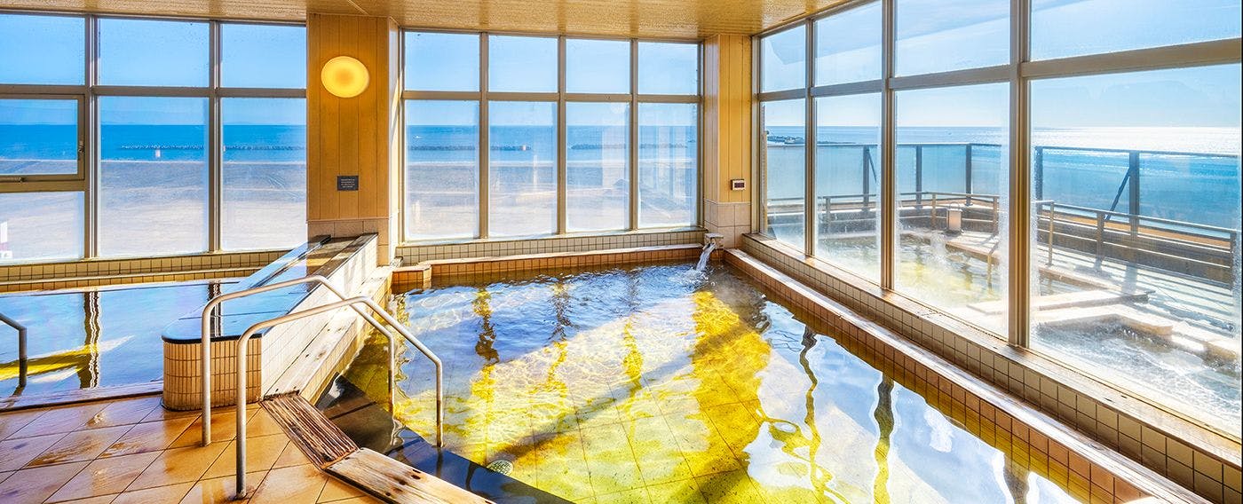 บ่อน้ำพุร้อนกลางแจ้ง