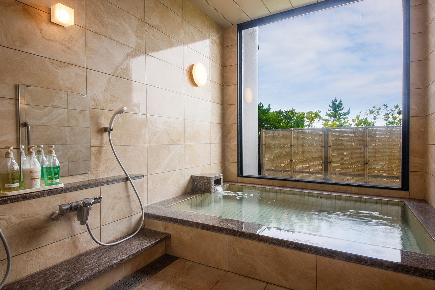 私人包租温泉浴池