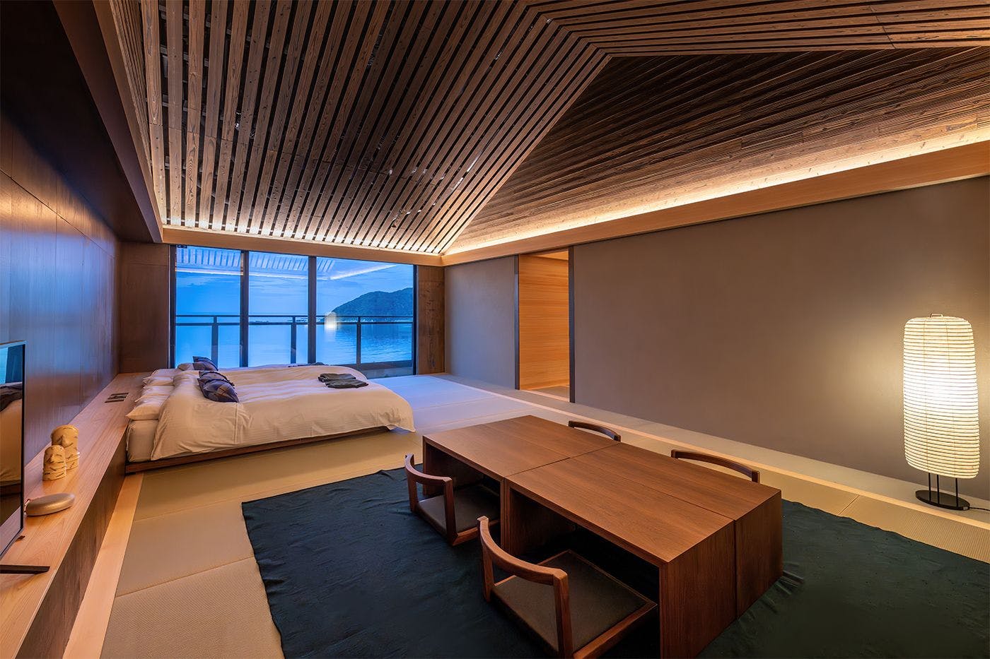 “大家”（mina）