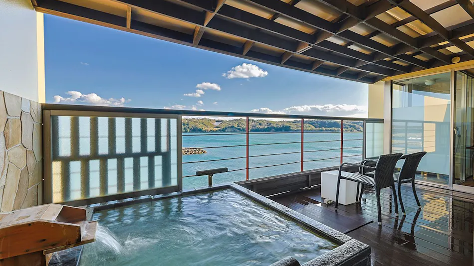 Accommodation with Open-Air Baths in Every Room Overlooking the Sea - Haifu