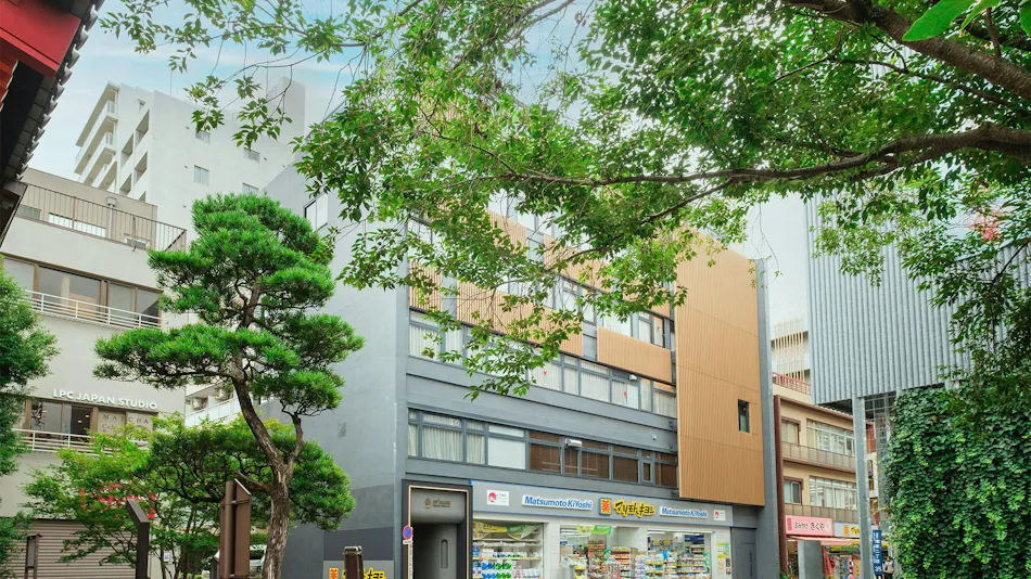 EN The HOUSE Asakusa Nitenmon