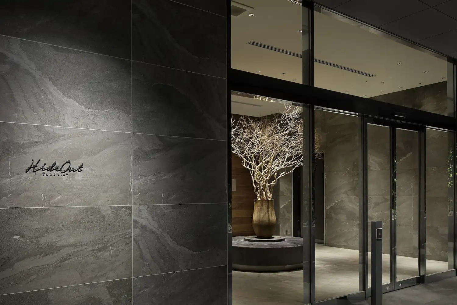 ภายนอกอาคาร