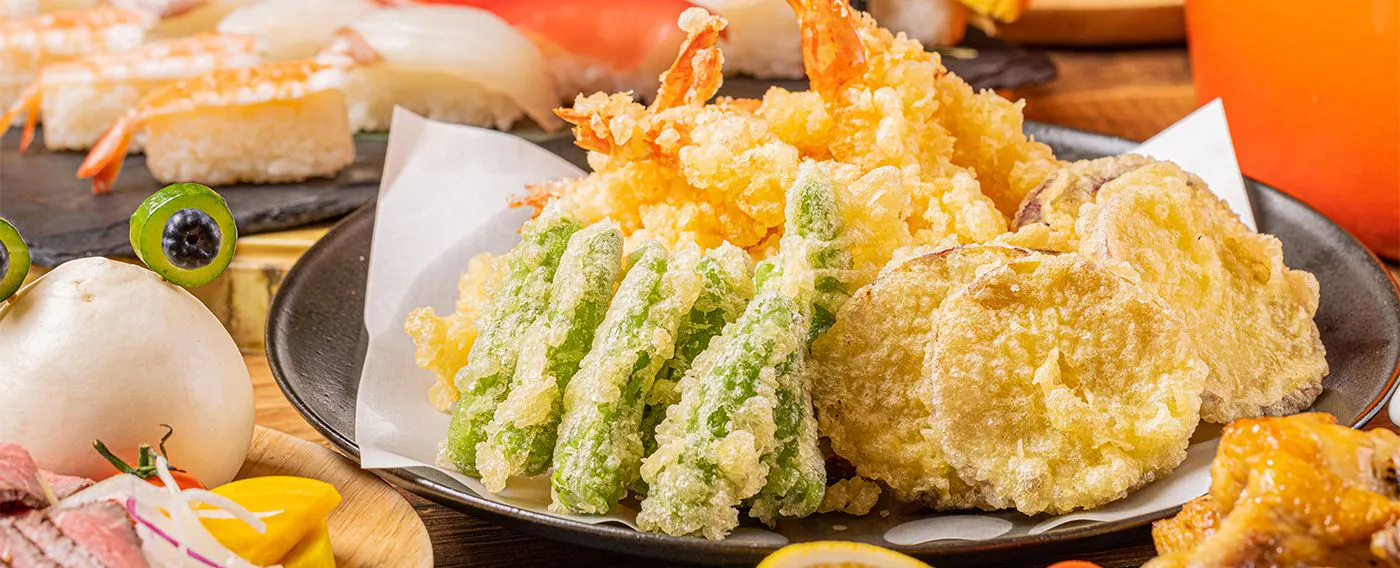 朝夕ともメニュー豊富なバイキングで食べ&飲み放題!