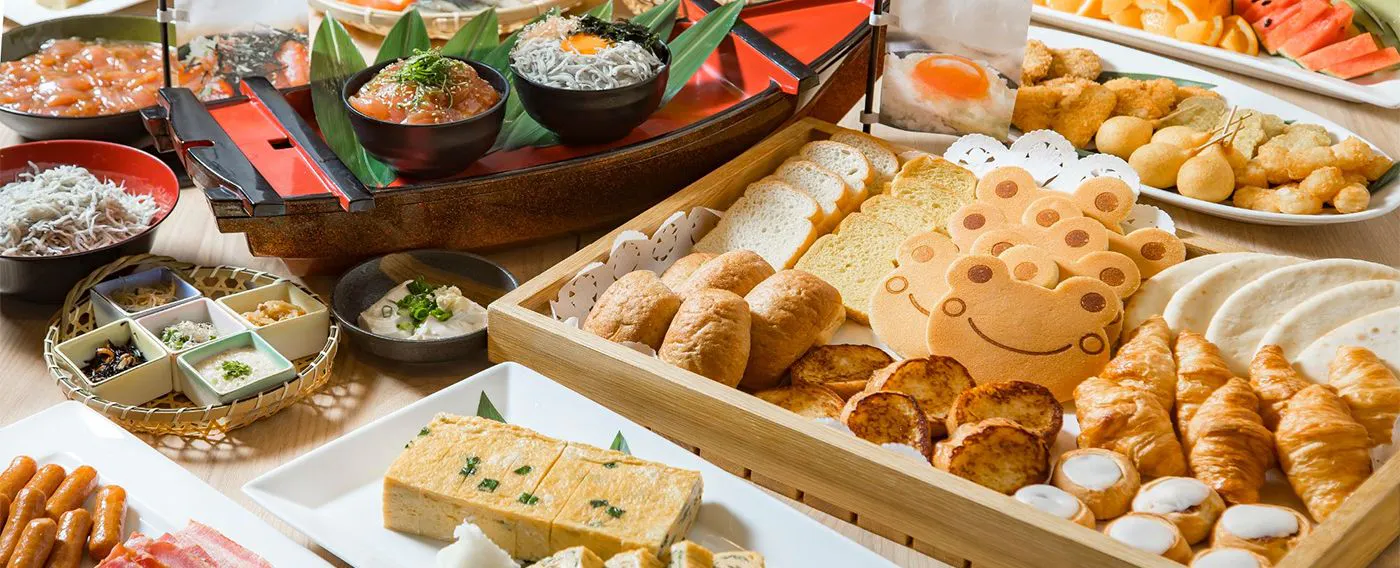 朝夕ともメニュー豊富なバイキングで食べ&飲み放題!