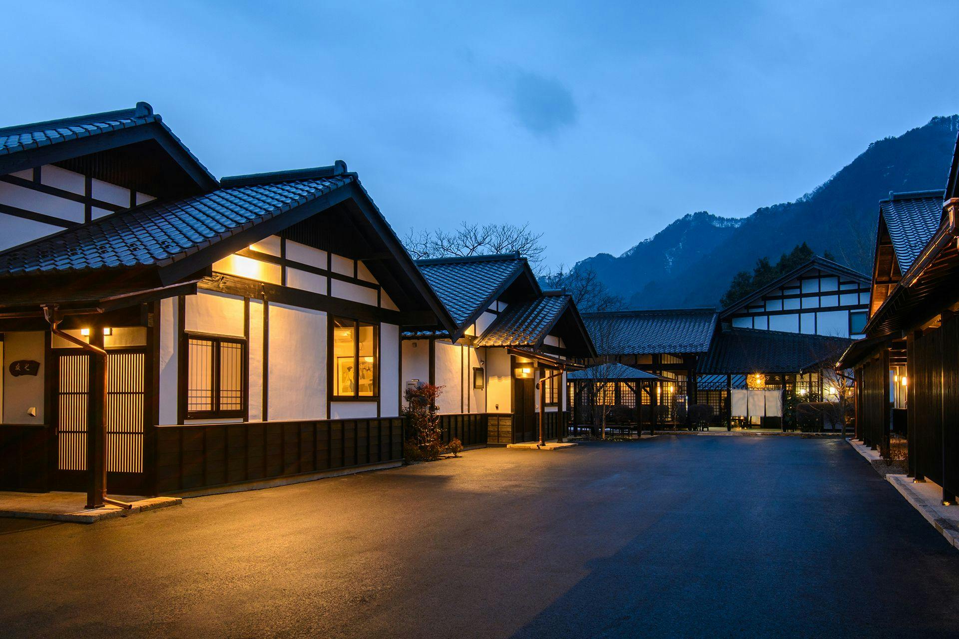 旅籠屋　丸一　外観