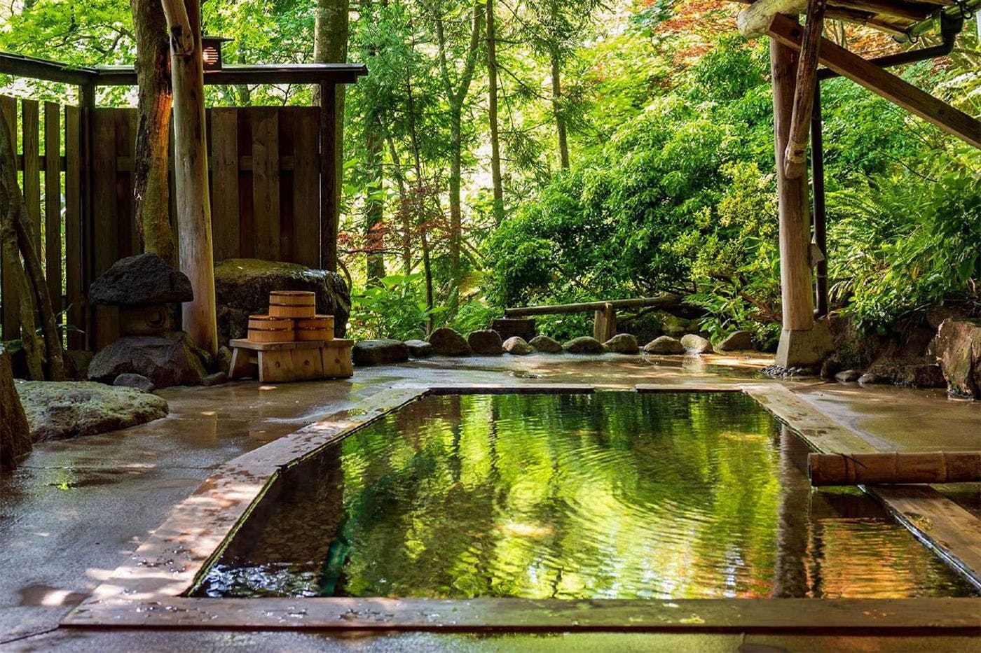 庭園貸切露天風呂