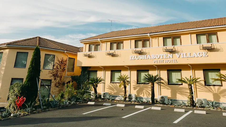 Petit Hotel Izu Shaboten Village