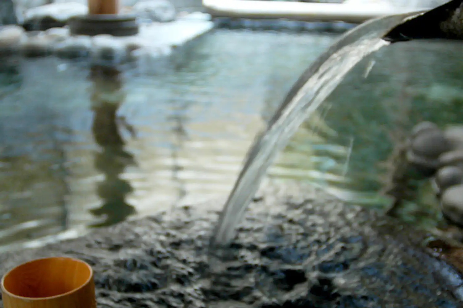 บ่อน้ำพุร้อนกลางแจ้ง