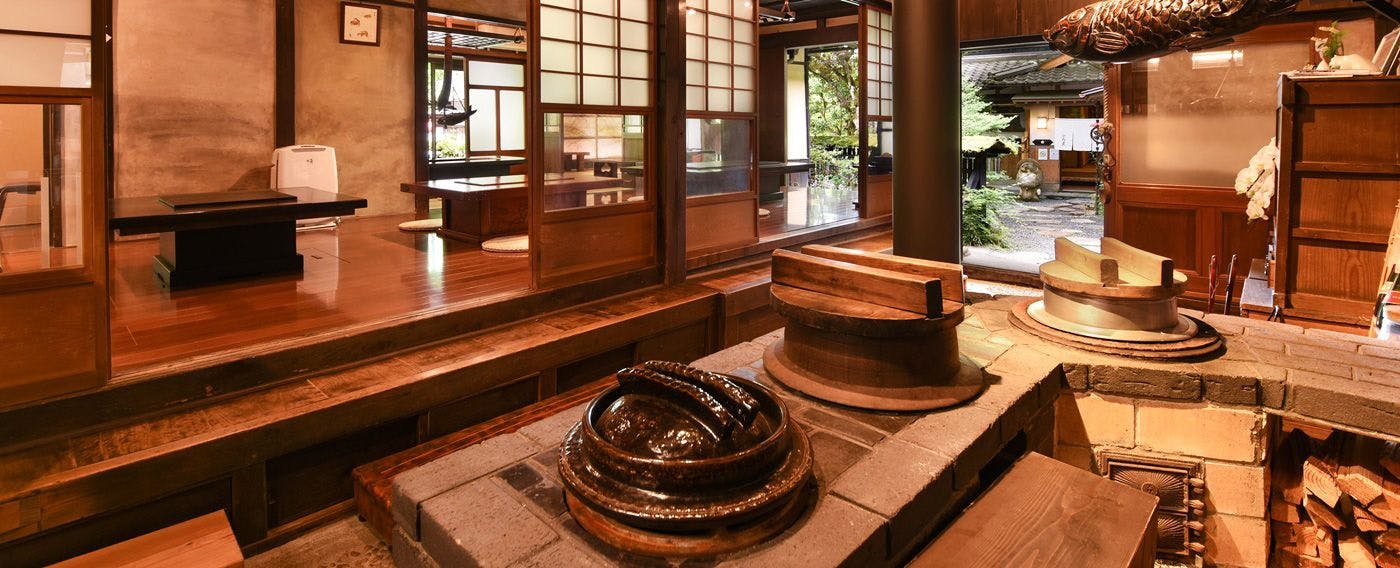 食事処「囲炉裏部屋」土間