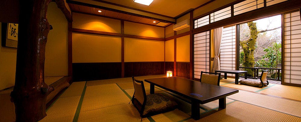 大厚木カントリークラブ 桜コース周辺の洗浄機能付トイレのお部屋 温泉