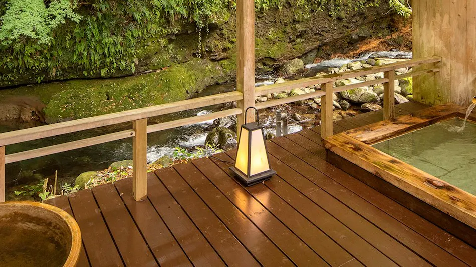 Kawazu Nanadaru Keiryu Onsen Saryo Mizumari