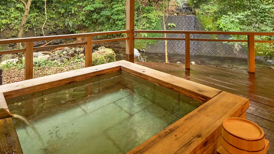 Kawazu Nanadaru Keiryu Onsen Saryo Mizumari