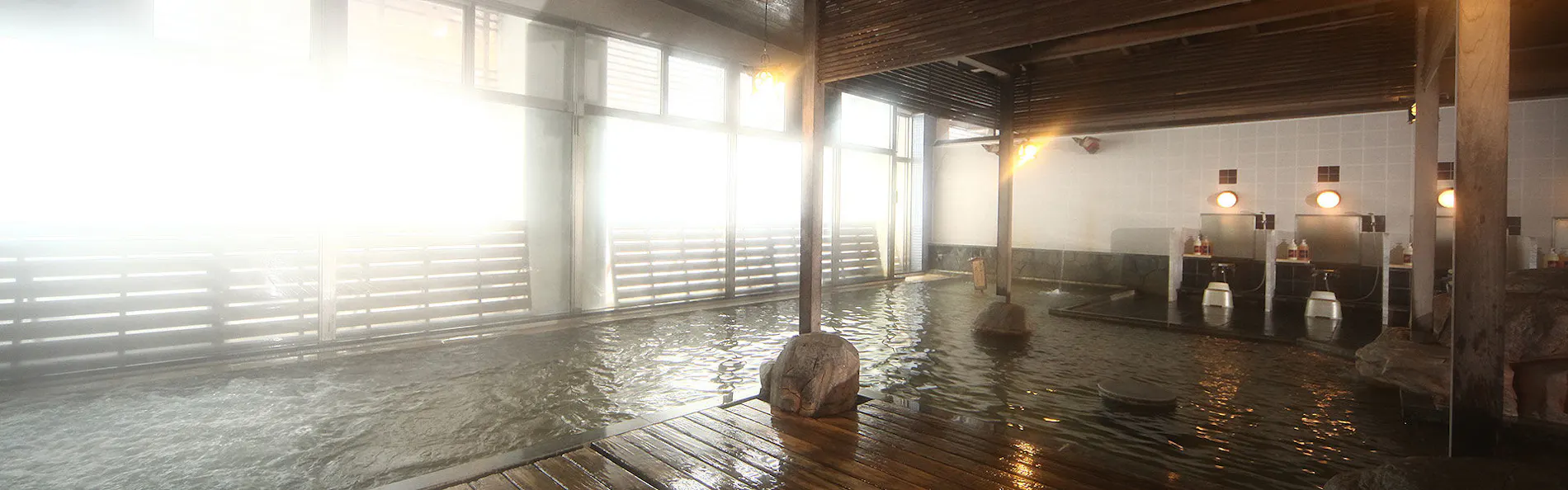 ホテル十和田荘