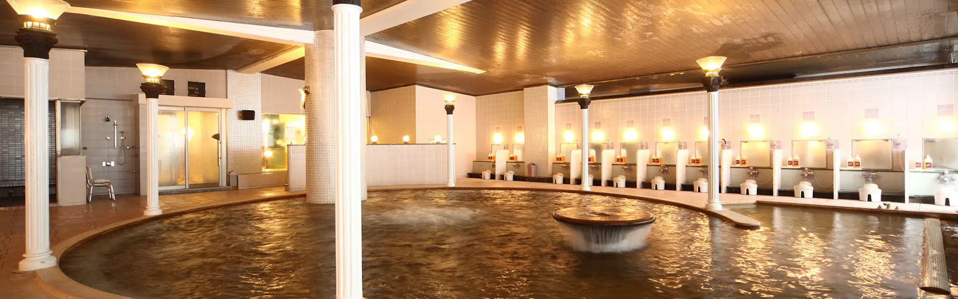 ホテル十和田荘