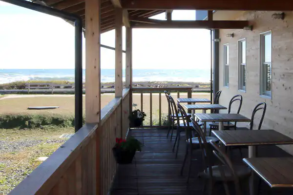 ดาดฟ้าไม้