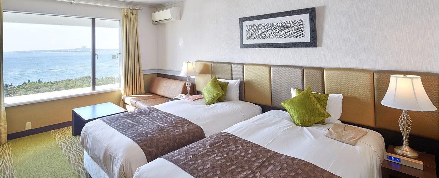 Royal View Hotel Churaumi