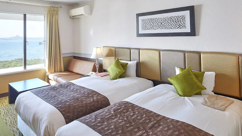 Royal View Hotel Churaumi