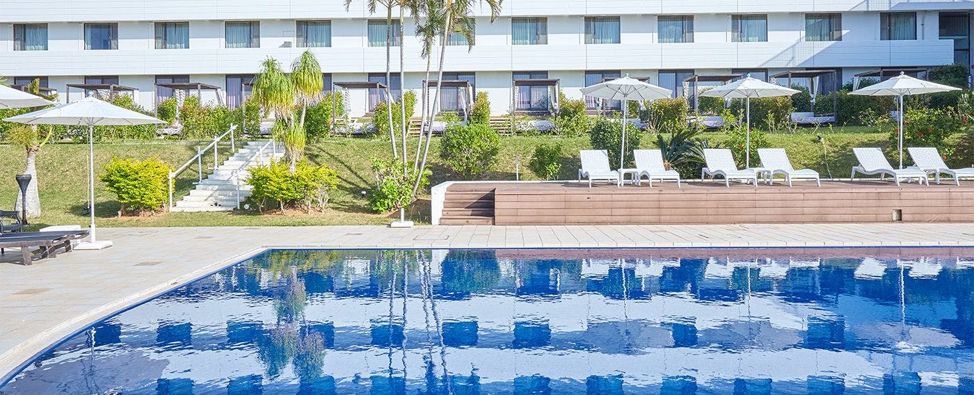 สระว่ายน้ำส่วนตัว