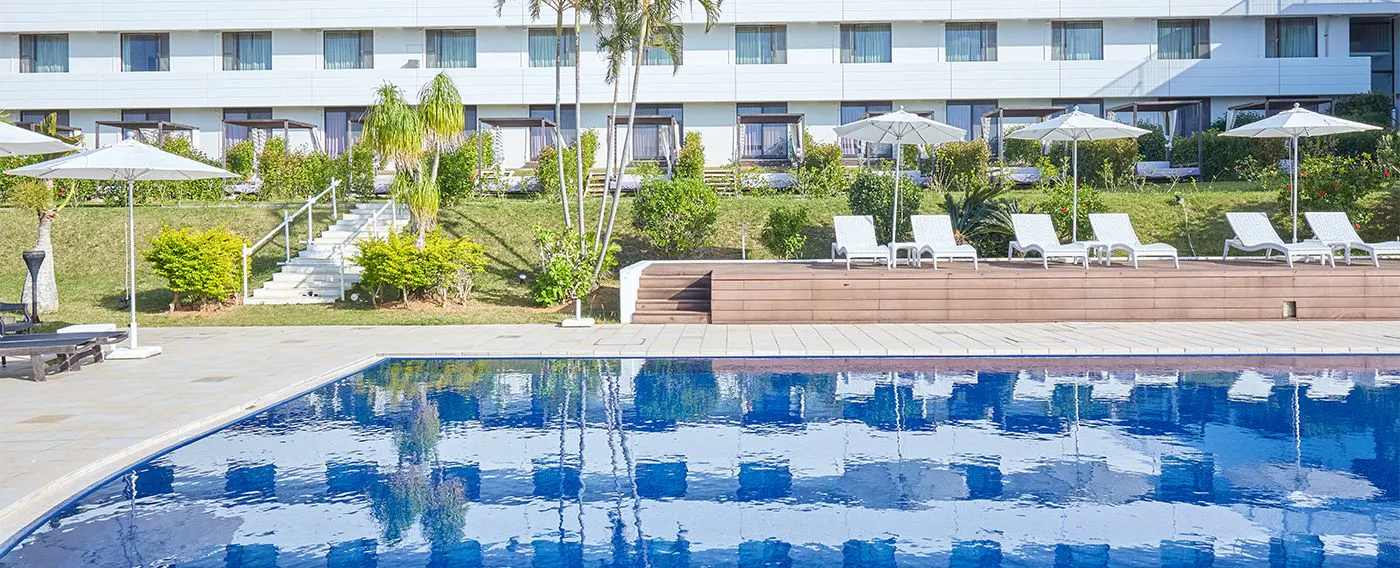 สระว่ายน้ำส่วนตัว