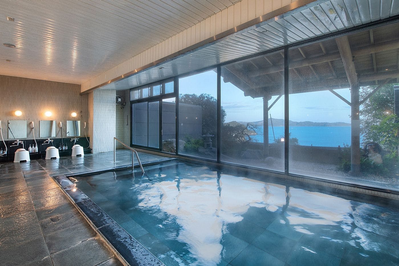 絶景海風癒し庵 新八屋
