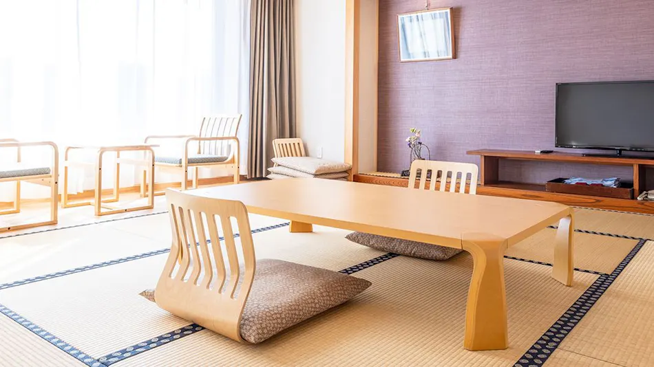 Sansuien, Natural Hot Spring at the Foot of Kochi Castle