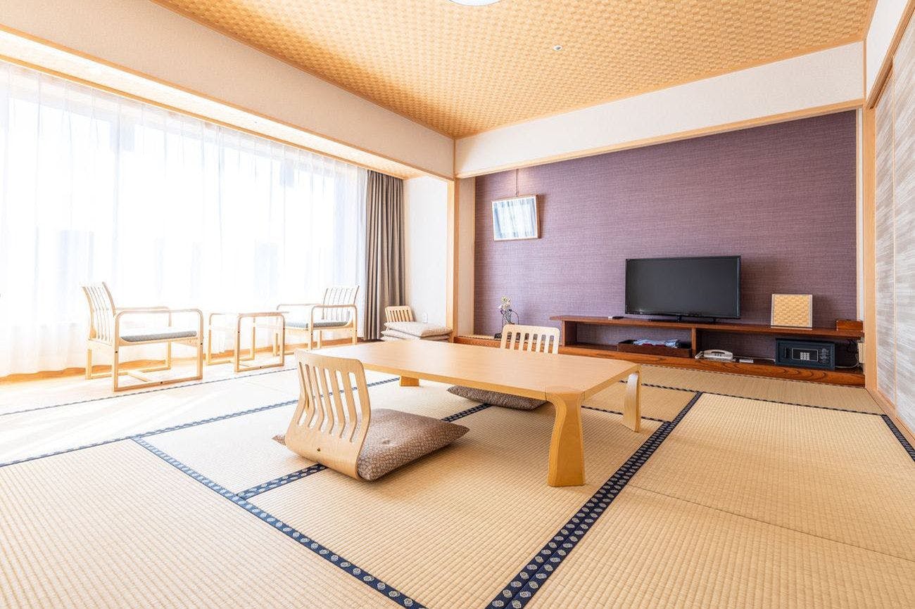 高知城下の天然温泉　三翠園