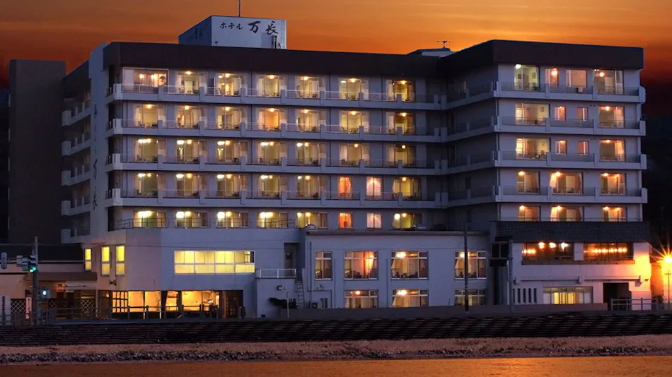 Hotel Mancho: A Traditional and Elegant Inn