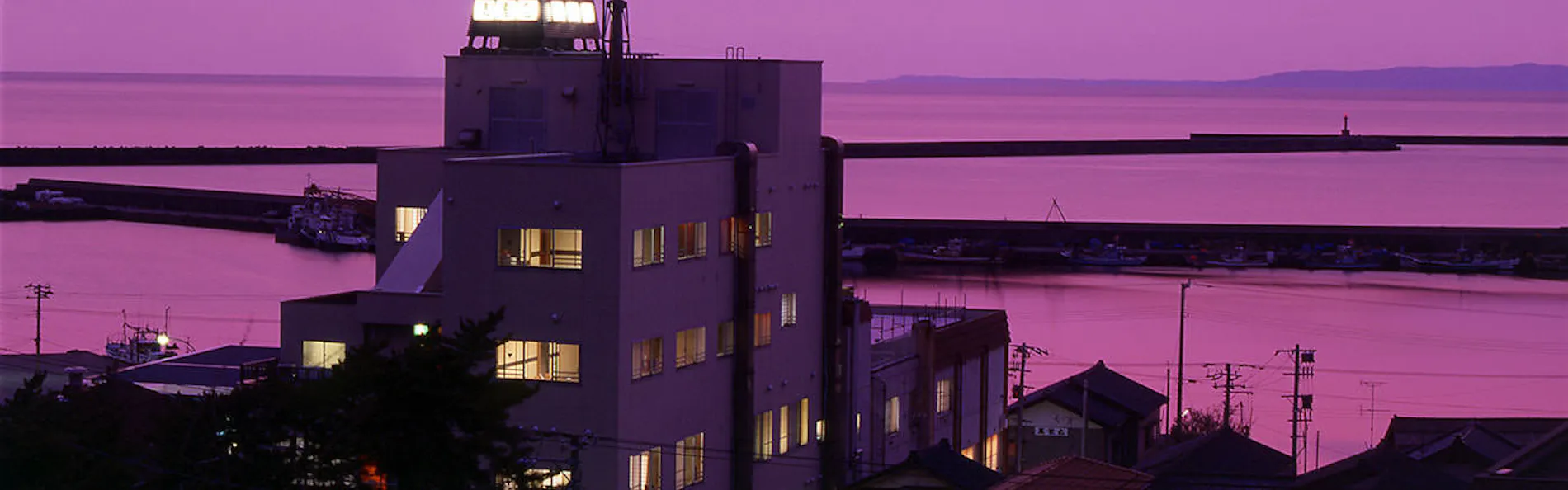 寺泊海岸つわぶき温泉 美味探究の宿 住吉屋