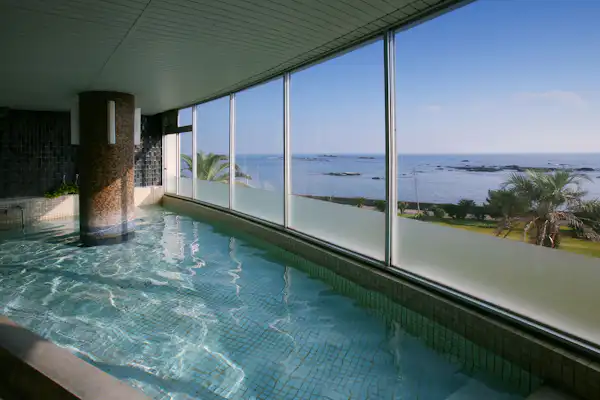 ห้องอาบน้ำสาธารณะ